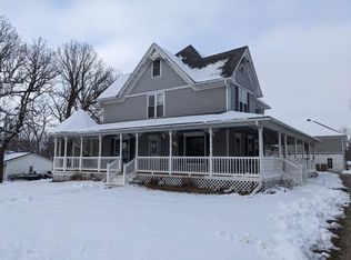 205 Hayes St W, Hazleton, IA 50641