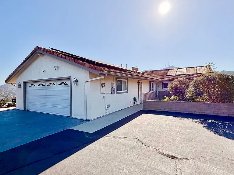 1509 Macadamia Dr — Photo 2
