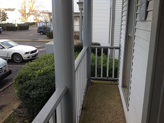 2nd image of 993 Green St