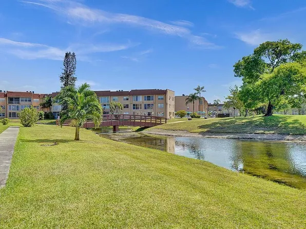 9020 Sunrise Lakes Boulevard #201, Sunrise, FL 33322