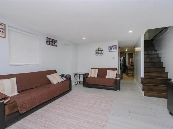 2612 Harway Avenue image 4 of 30