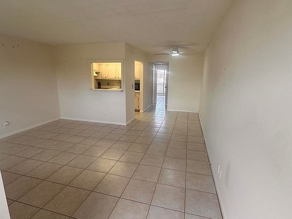 3rd image of 39 Cambridge Rd #B