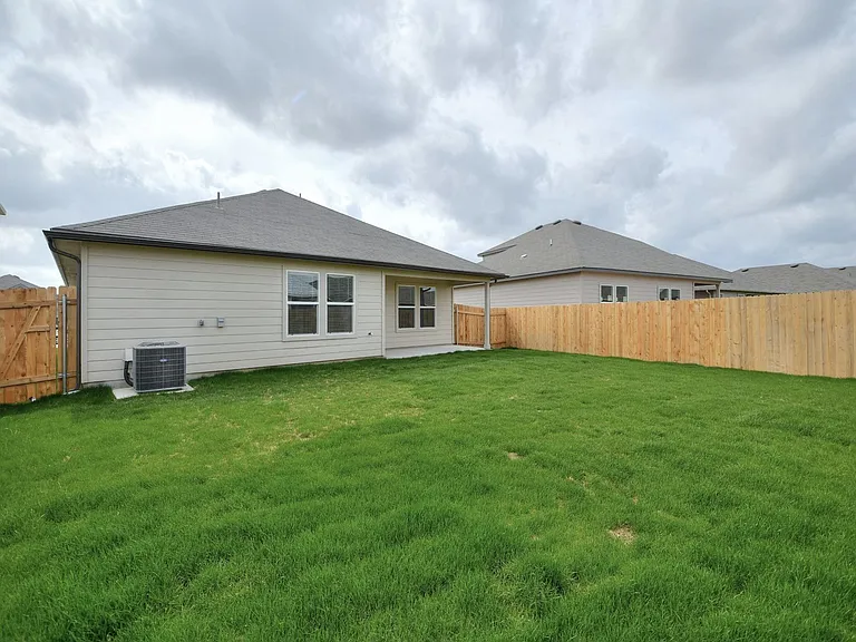 771 Monarch Dr — Photo 27