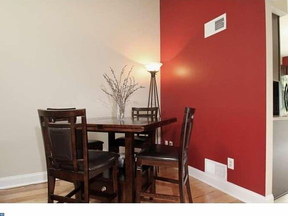 4th image of 6 Delancey Pl