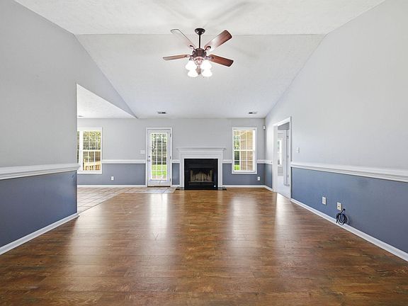 4th image of 116 Winterfield Dr