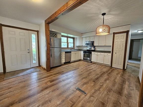 4th image of 2721 N Jongkind Park Dr