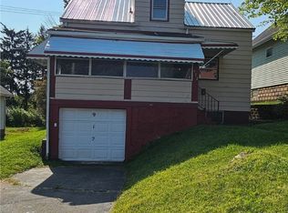 912 Vogan St, New Castle, PA 16101