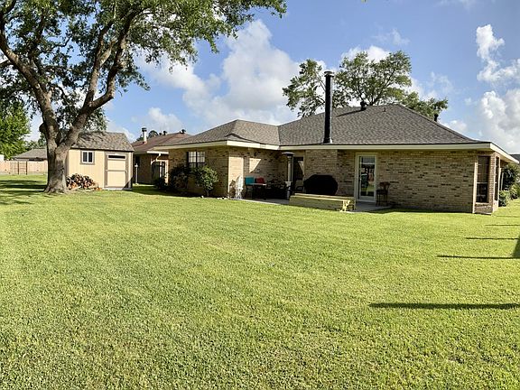 2nd image of 602 Wellington Dr