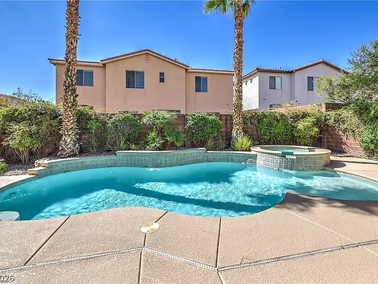 8347 Campbell Springs Ave — Photo 40