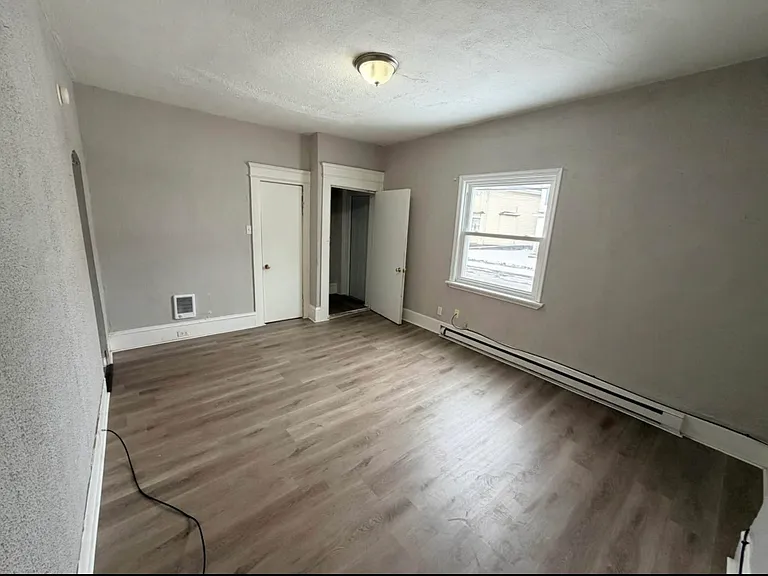 214 Academy St #A — Photo 9