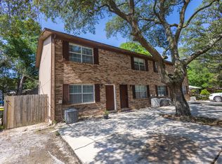 213 4th St #A, Fort Walton Beach, FL 32548