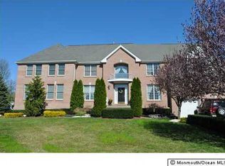 325 Autumn Hill Dr, Marlboro, NJ 07746