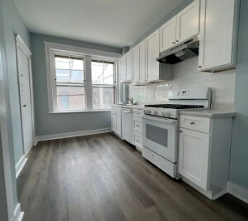 45 Hooker St #3