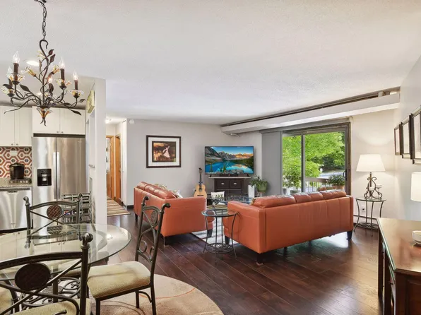 5440 Three Points Blvd APT 533, Mound, MN 55364