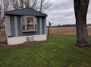 66997 Maple Rd, Constantine, MI 49042