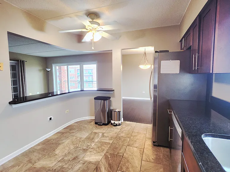 675 Pearson St #704 — Photo 12