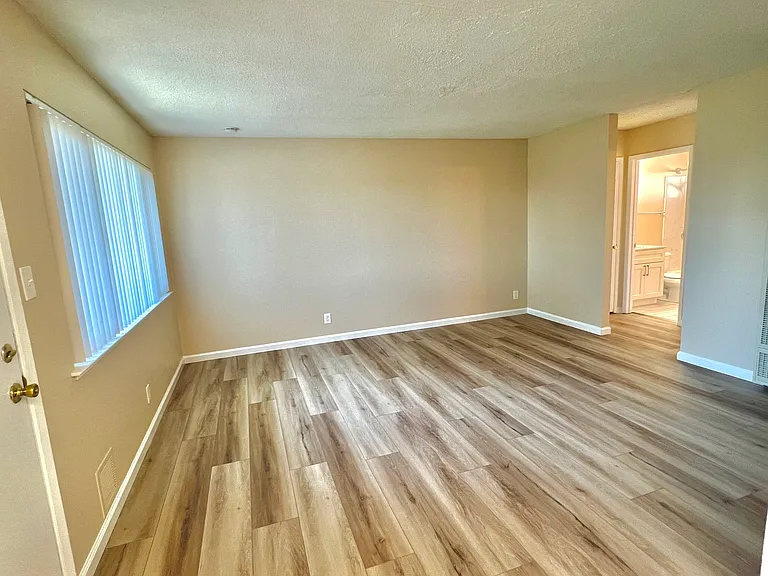 3790 39th Ave #6 — Photo 9
