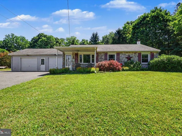 451 Saylors Mill Rd, Spring City, PA 19475