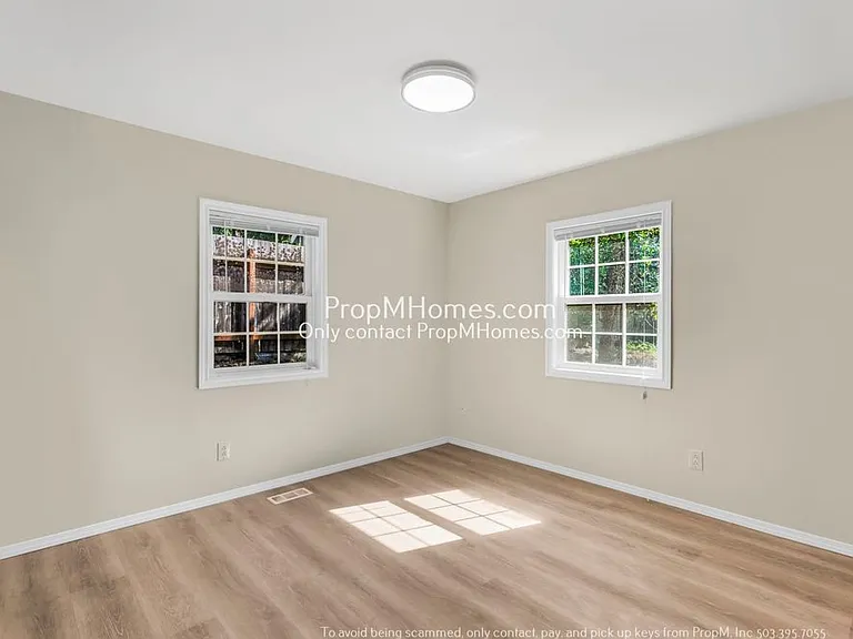 5322 SW Coronado St — Photo 7