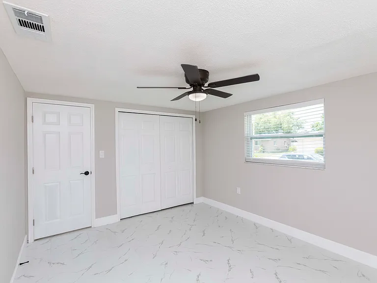 9026 Rainbow Ln — Photo 17