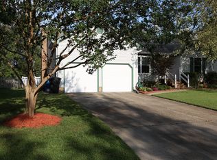 2421 Hunting Horn Way, Virginia Beach, VA 23456