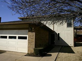 85 Morrow Dr, Bedford, TX 76021