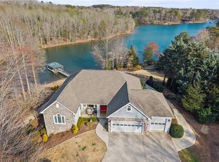 307 Stardust Ln, Seneca, SC 29672