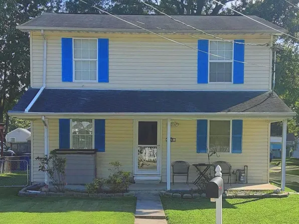 929 Renfrew St, Essex, MD 21221