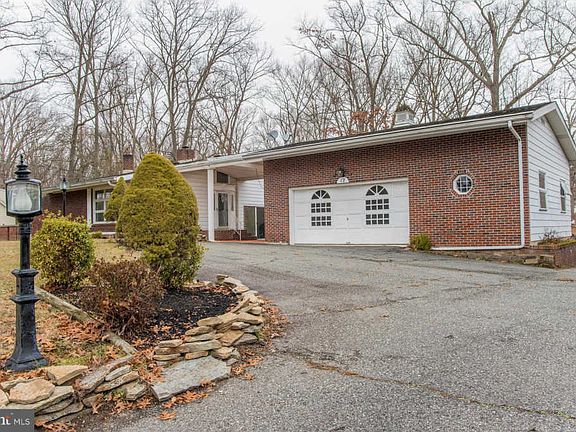 2nd image of 12 Dawson Dr