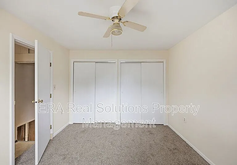 2028 W Galbraith Rd — Photo 41