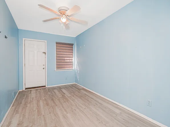 1740 East 13th Street image 5 of 24