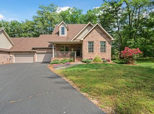 806 Forrest Dr, Tullahoma, TN 37388