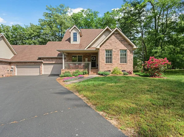 806 Forrest Dr, Tullahoma, TN 37388