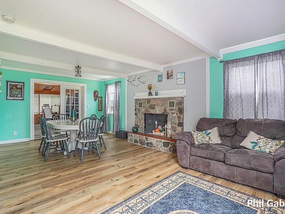 4th image of 6550 W Lake Dr