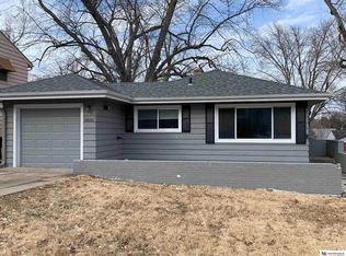 5806 Pratt St, Omaha, NE 68104