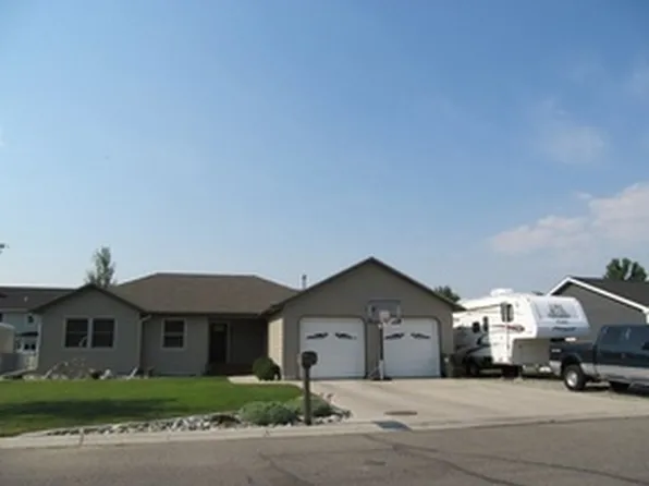 407 Granite Peak Dr, Columbus, MT 59019