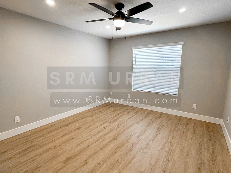 4742 Seminole Dr #2 — Photo 33