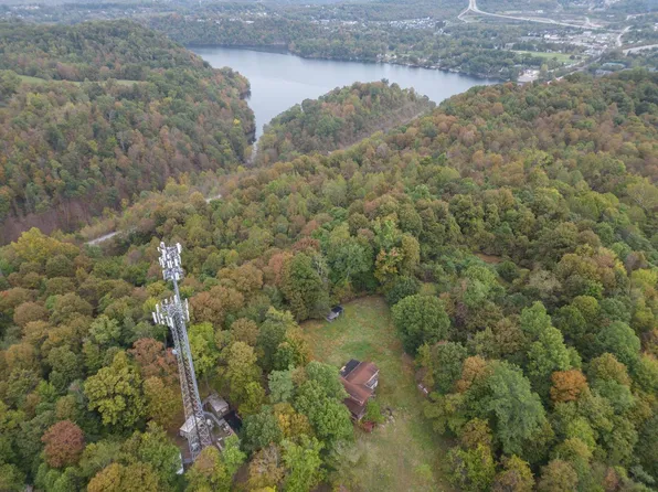 171 Stockett Rd, Morgantown, WV 26508