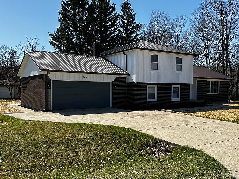 1st image of 704 Paradise Ave