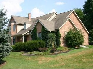 1061 Ragged Edge Rd, Chambersburg, PA 17202