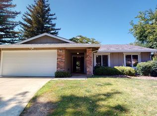 9200 Lime Crest Ct, Elk Grove, CA 95624