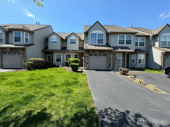 156 Nebula Rd, Piscataway, NJ 08854