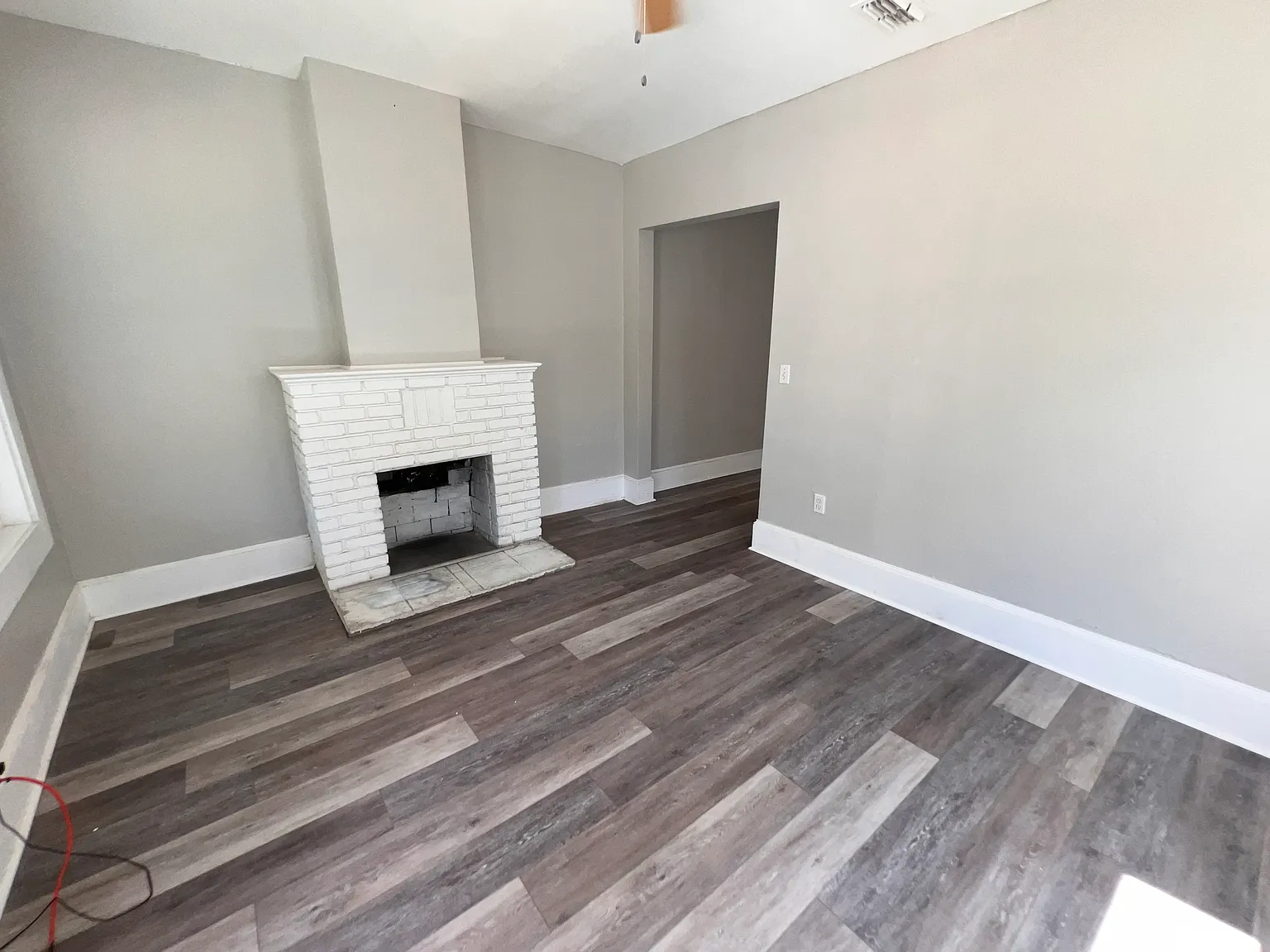 2 bed, 736 sqft, $1,895 — Photo 3