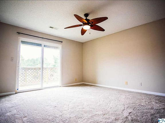 4th image of 4984 Seven Pine Cir