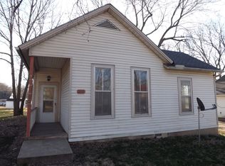 203 S Delaware St, Butler, MO 64730