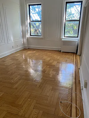 Rented by BSRG Realty | media 25