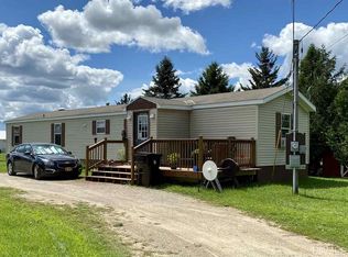 5653 I Rd, Escanaba, MI 49829