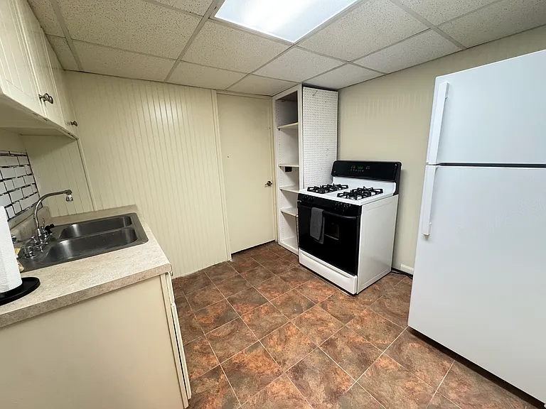 8036 Monrovia St — Photo 16
