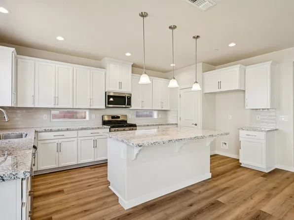 3950 Aura Way, Rancho Cordova, CA 95742