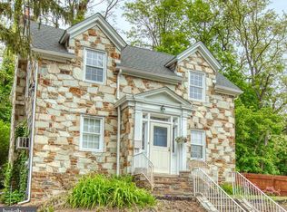 98 School Ln, Trenton, NJ 08618